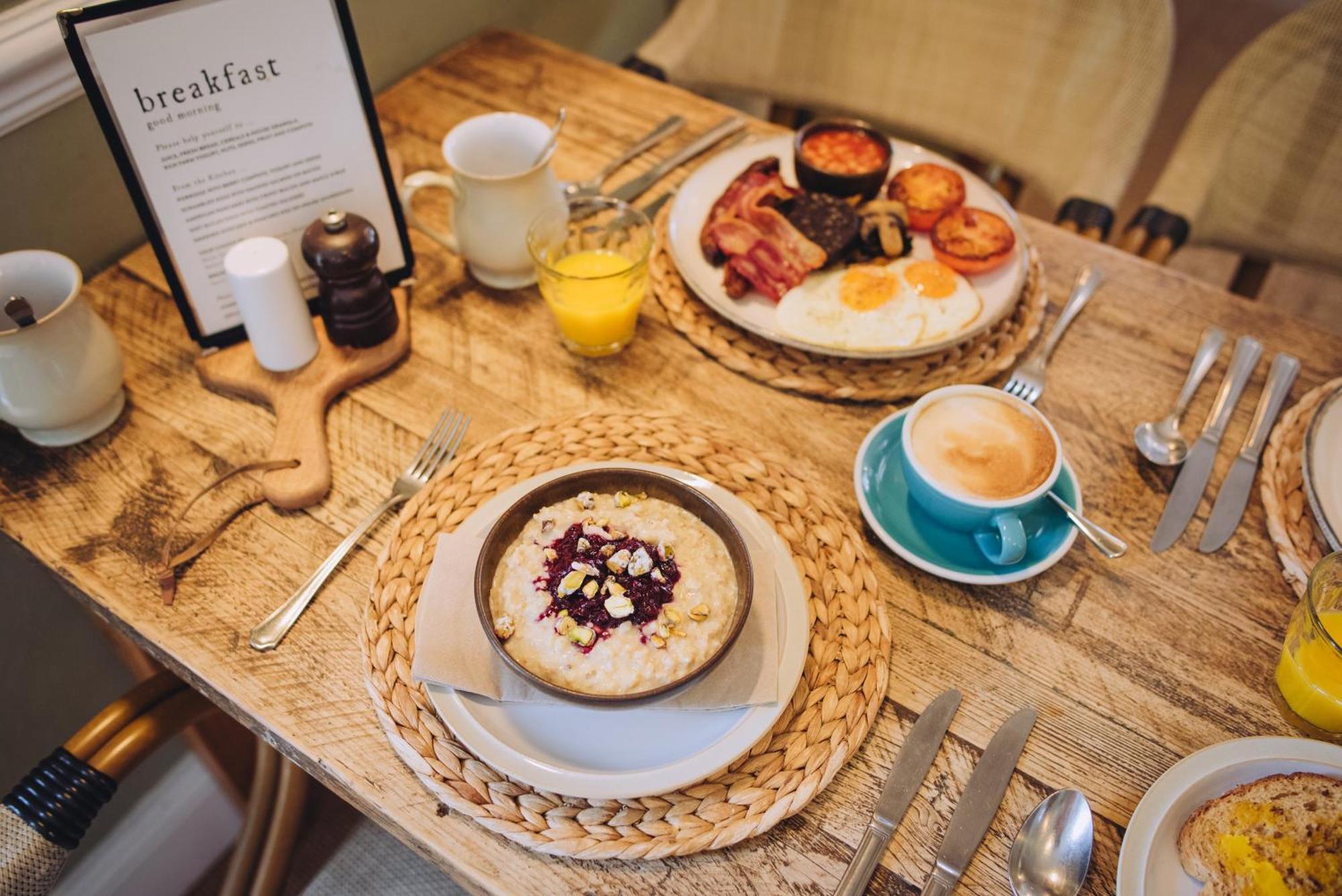 Bed and Breakfast The Georgian House Braye Экстерьер фото