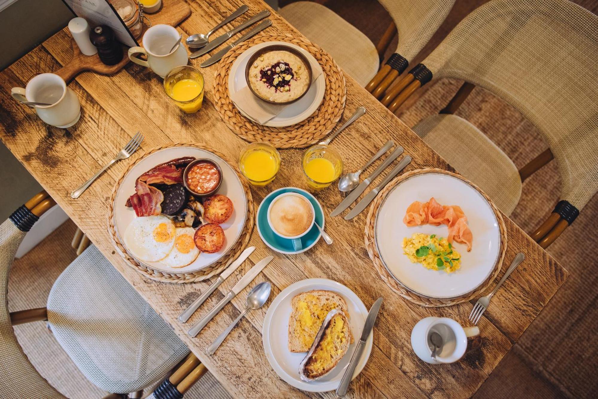 Bed and Breakfast The Georgian House Braye Экстерьер фото